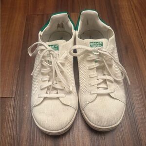 Adidas Stan Smith Green and White Cloth Trainer Shoes For Kids Size 3 1/2
